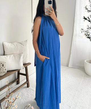 Robe évasée bleue premium